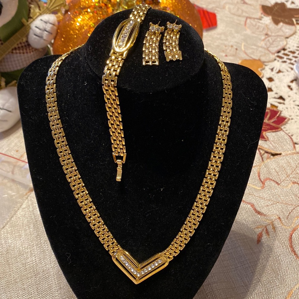 Retro Jewelry Set
